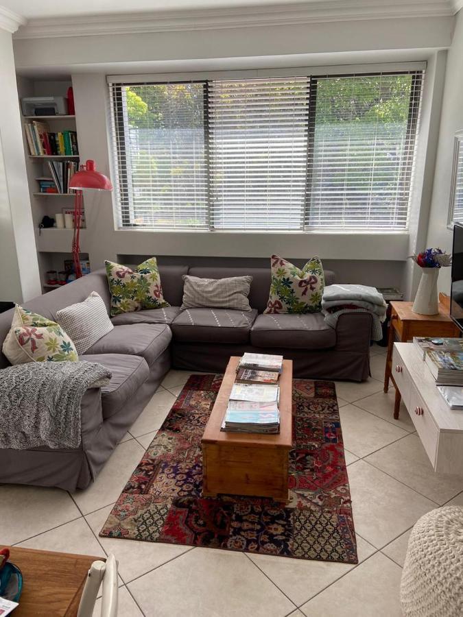 Modern, Centrally Located Dorp Street Apartment 스텔렌보스 외부 사진