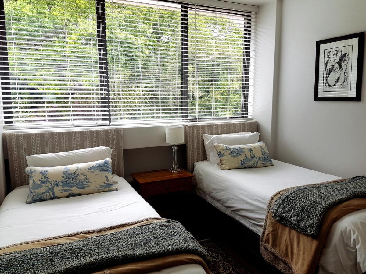 Modern, Centrally Located Dorp Street Apartment 스텔렌보스 외부 사진